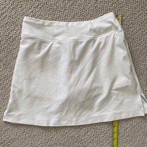 White golf/ tennis skirt XS